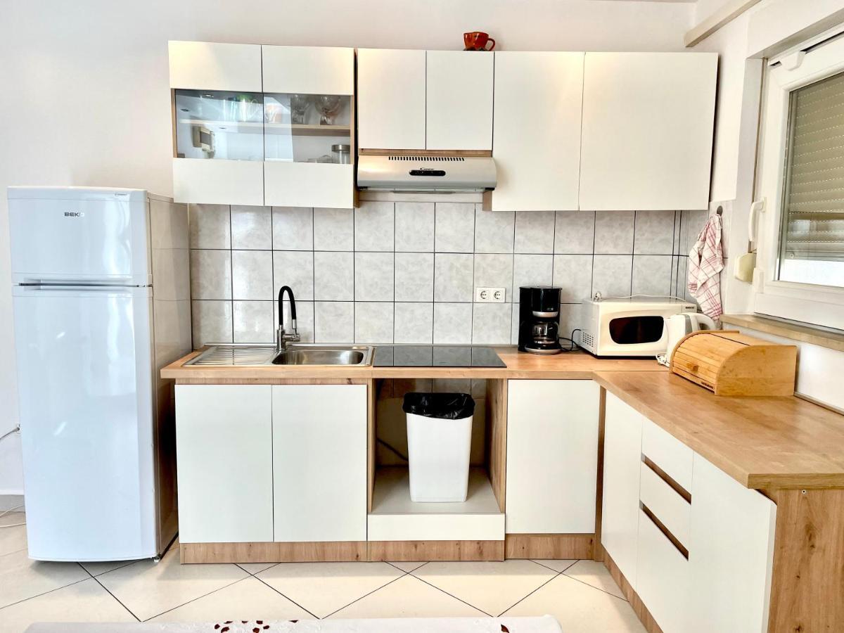Apartman Lovre 자다르 외부 사진